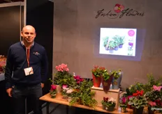 Jakob Christensen van Fashion Flowers, een Deense kweker die zich heeft toegelegd op een drietal productcategorieen: aeschynanthus (lipstick plant), perkplanten en cyclamen.